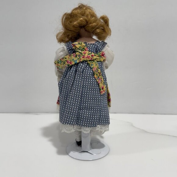 Danbury Mint Goldilocks Porcelain Doll Storybook Collection Bowl Stand Box 8.5" - Picture 9 of 15